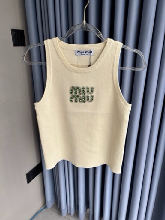 Miu Miu Tops - MIU MIU knitted vest with green diamonds